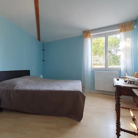 Maison Spacieuse Proche Pour 9 Personnes - Fr-1-476-137 Nyaraló *